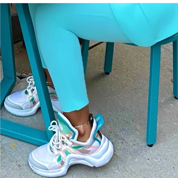 Louis Vuitton Authentic Archlight Sneakers Rare - Picture 3 of 17